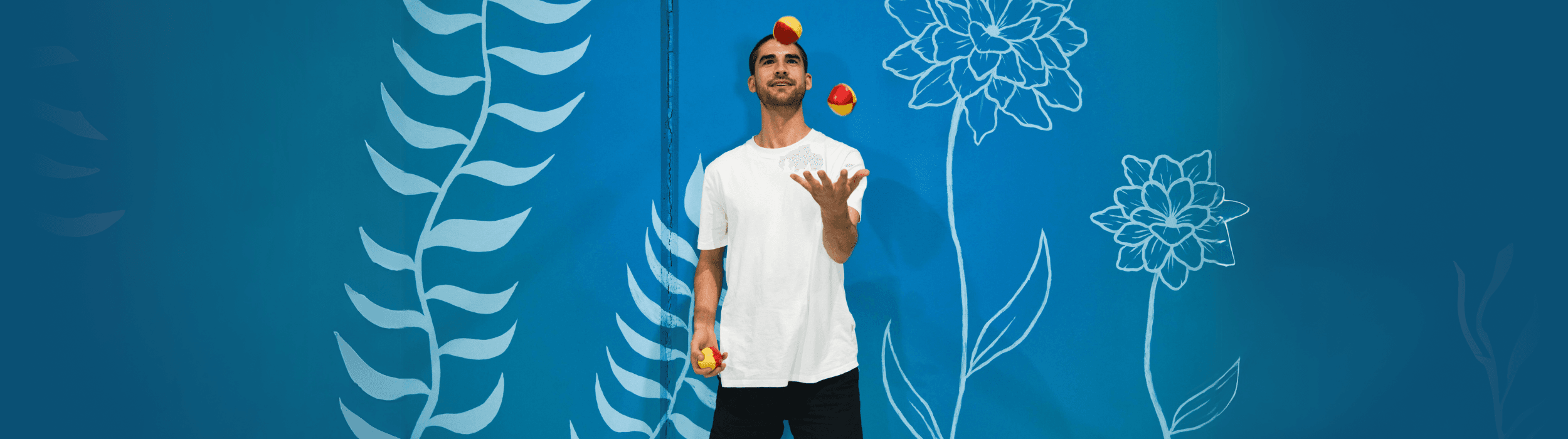 Andy juggling